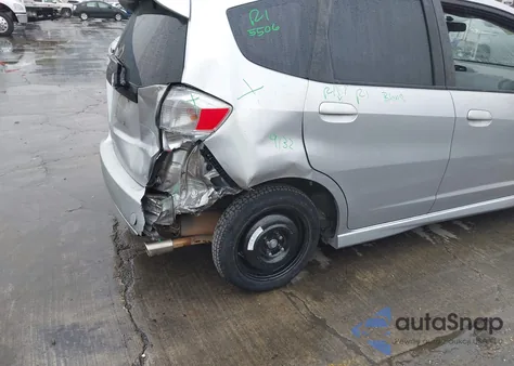 2012 Honda Fit Sport z USA, uszkodzony, nr VIN JHMGE8H51CS003754